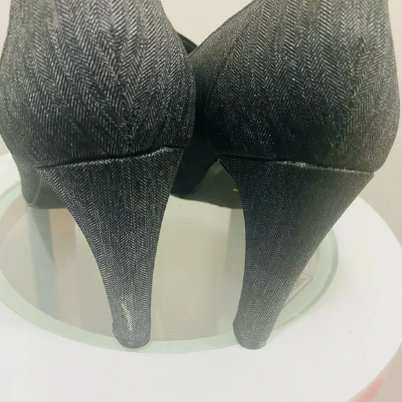 Anne Michelle Black Bow Mary Jane Heels - Picture 4 of 4